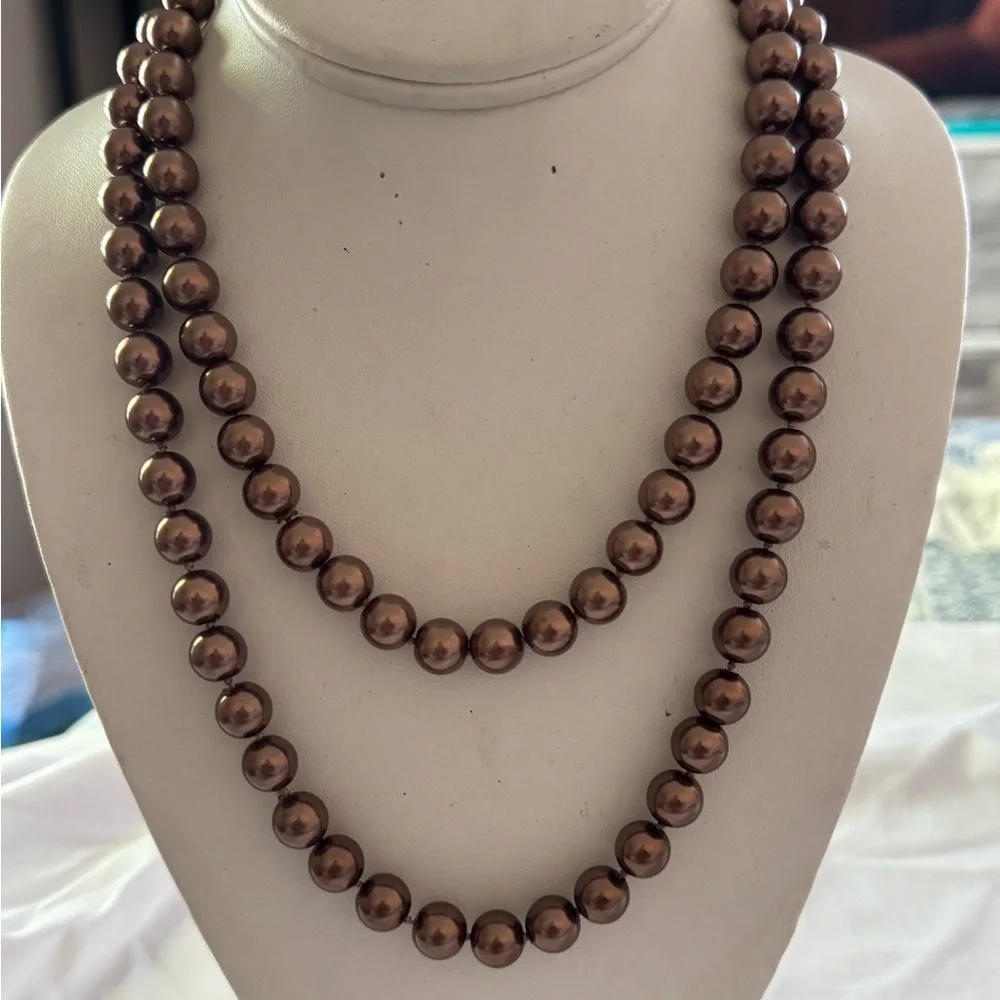 Golden girls statement Necklace, Minimalist Golden Hypoallergenic…